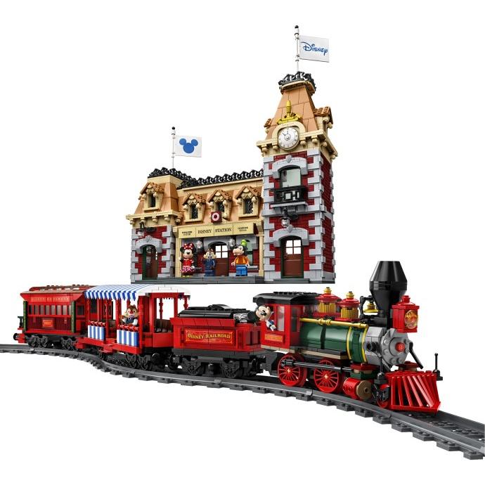 Disney Train and Station | Disney | 71044