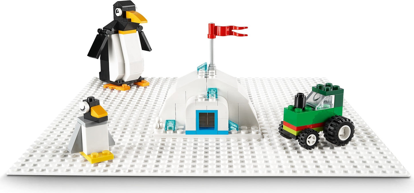White Baseplate | Classic | 11010