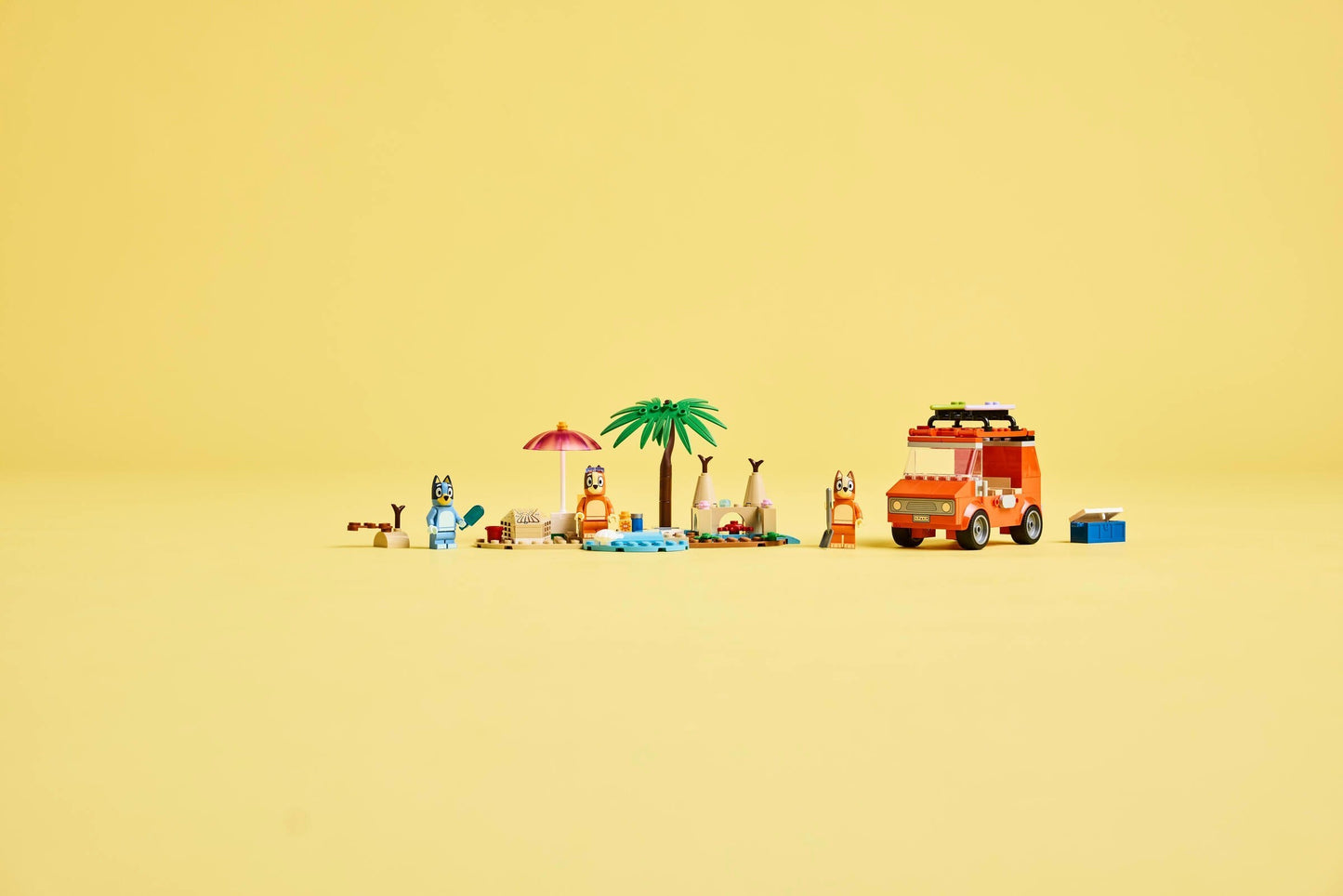 Excursion en voiture en famille à la plage avec Bluey | Bluey | 11202