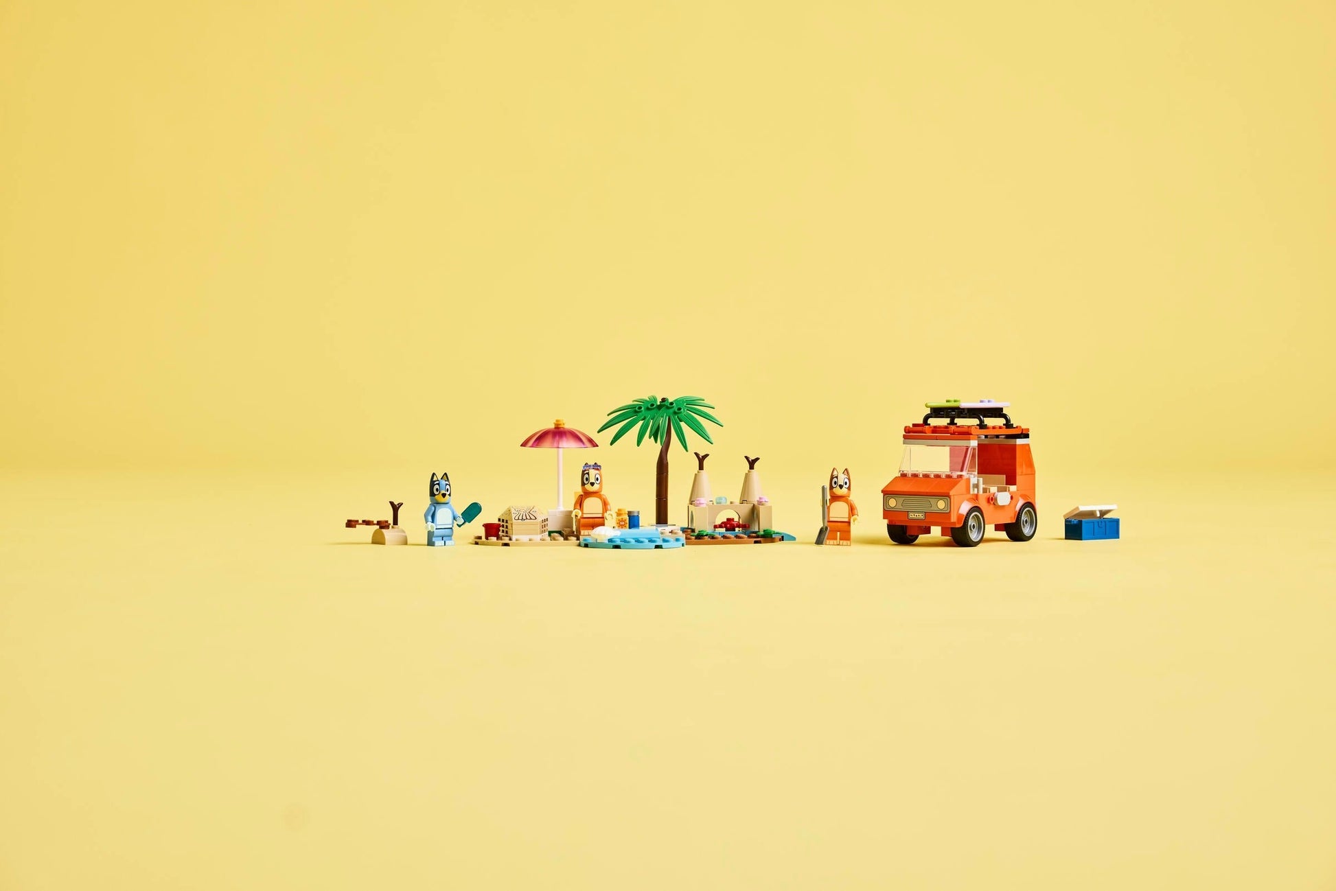 Excursion en voiture en famille à la plage avec Bluey | Bluey | 11202