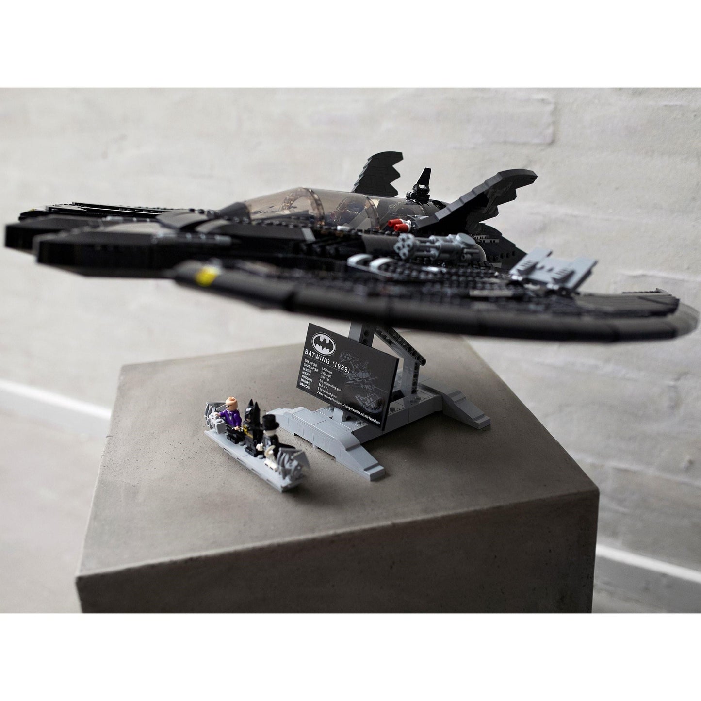 1989 Batwing | DC Comics Super Heroes | 76161