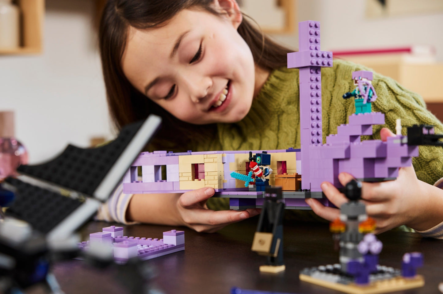 The Ender Dragon and End Ship | Minecraft | 21264