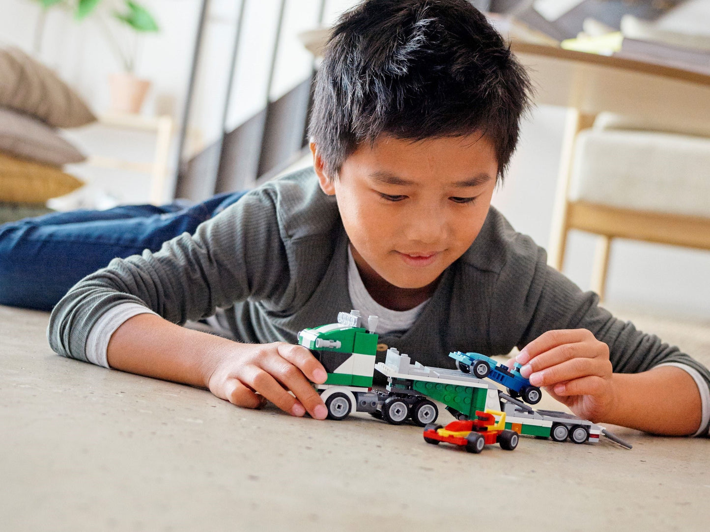 Race Car Transporter | Creator | 31113