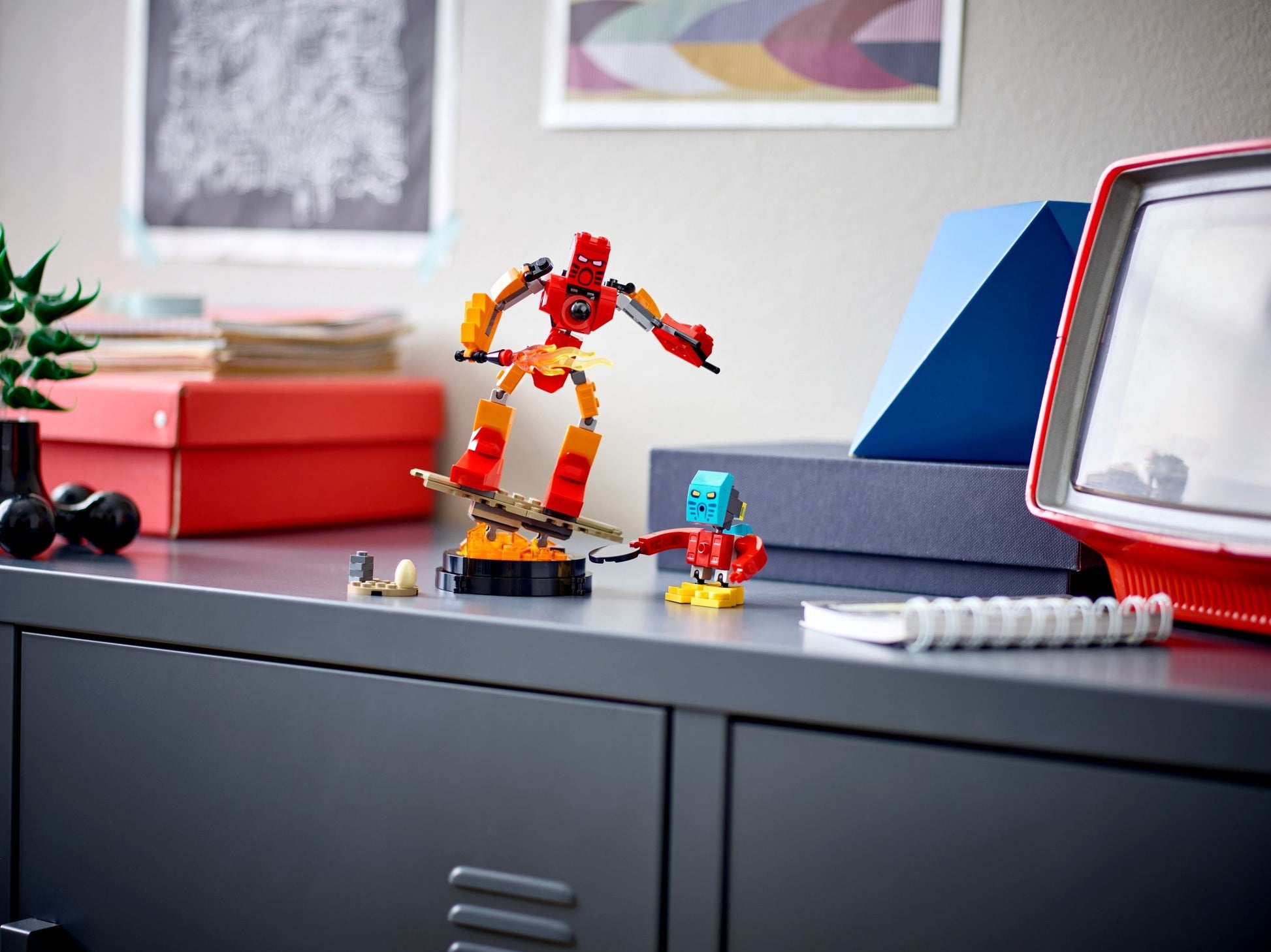 BIONICLE Tahu and Takua | Icons | 40581