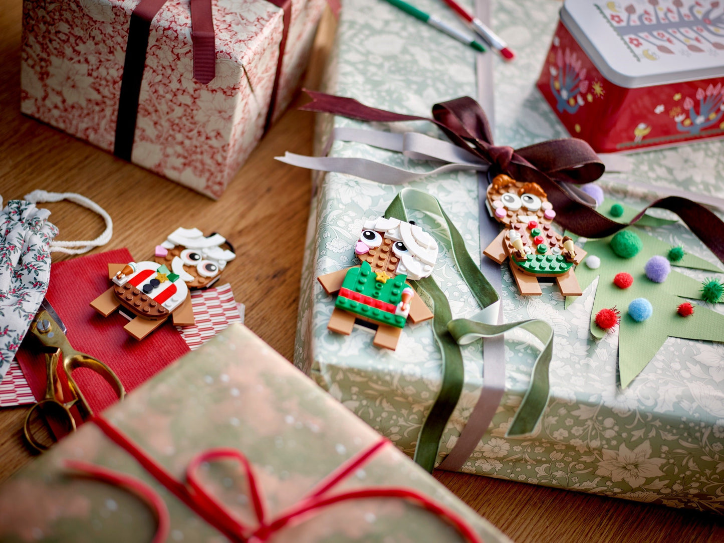 Gingerbread Ornaments | Seasonal | 40642