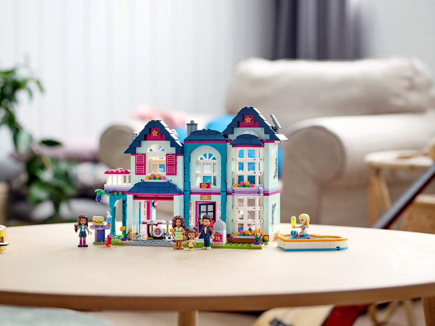 Andrea's Family House | Friends | 41449