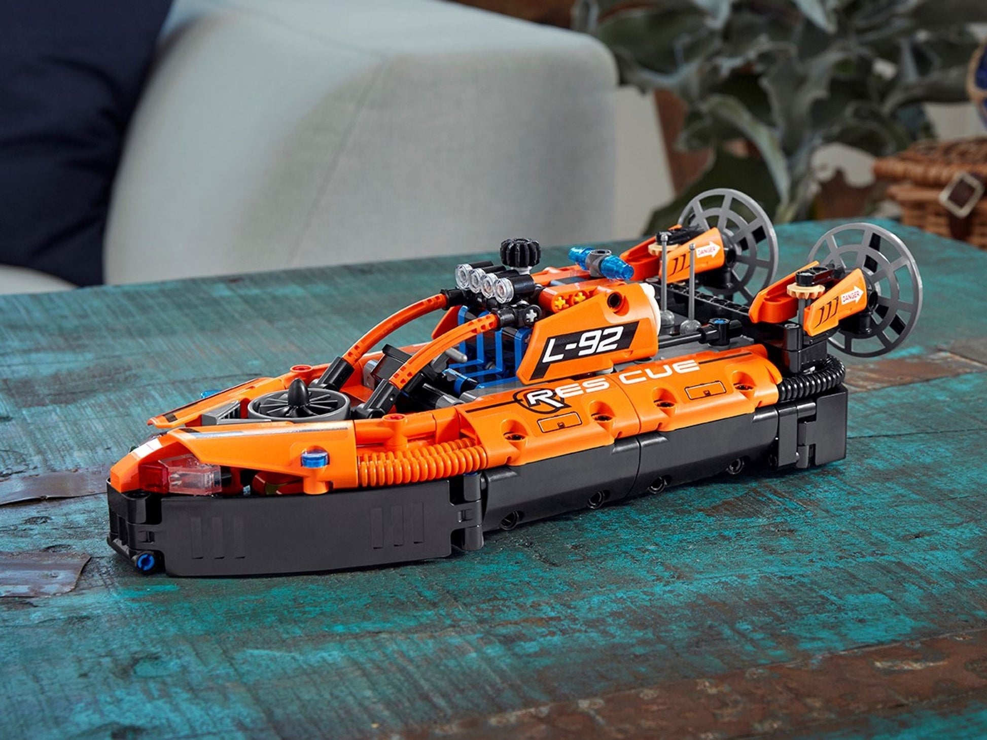 Rescue Hovercraft | Technic | 42120