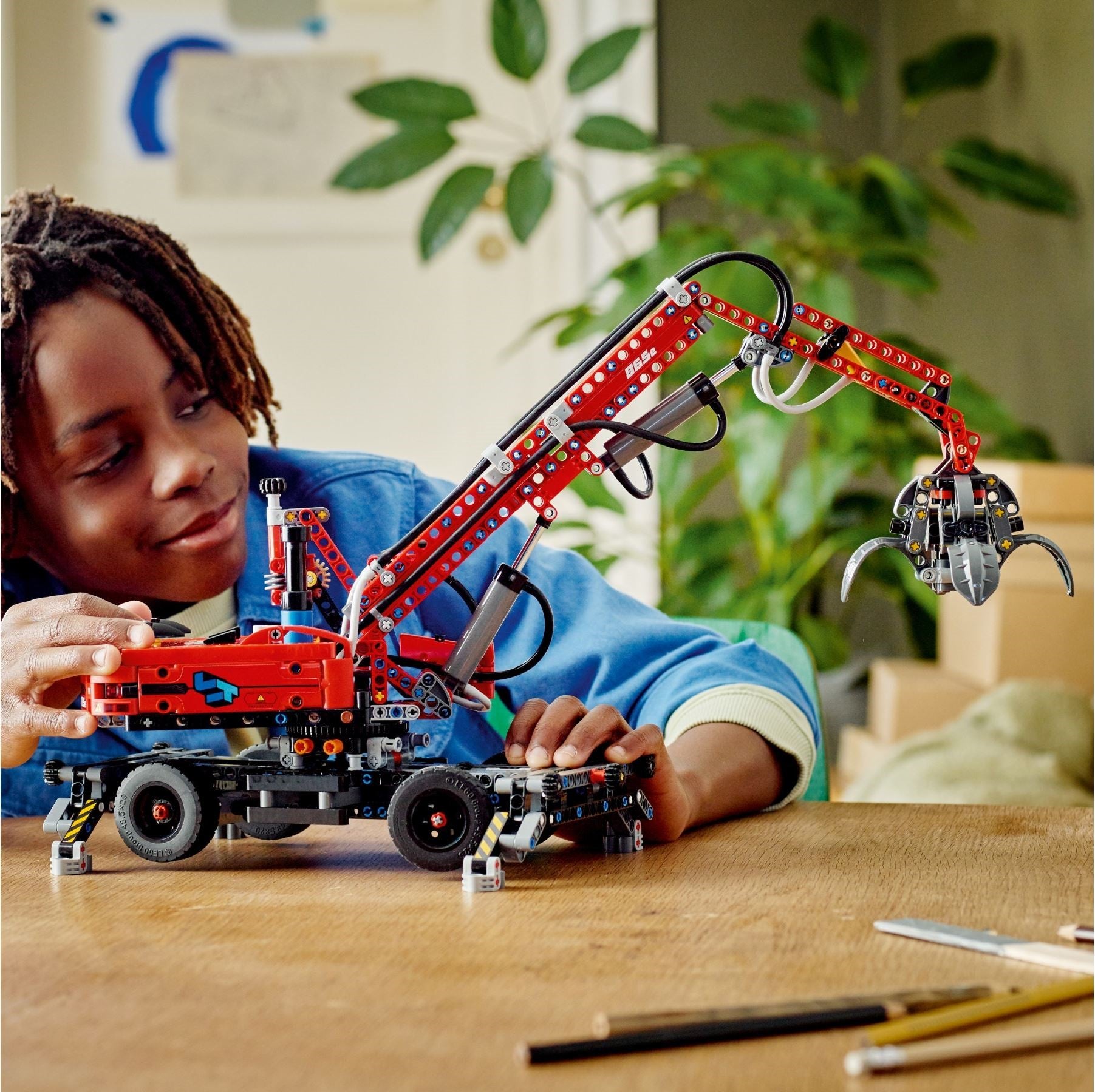 Material Handler | Technic | 42144