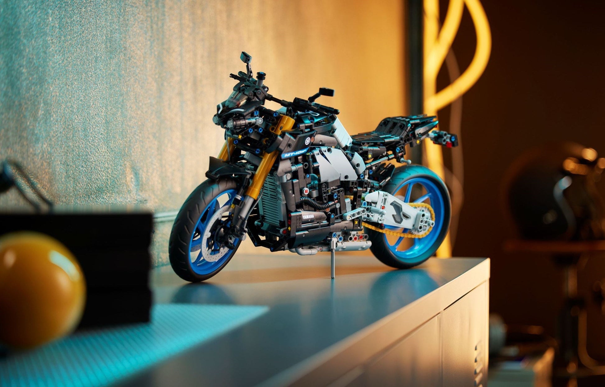 Yamaha MT-10 SP | Technic | 42159