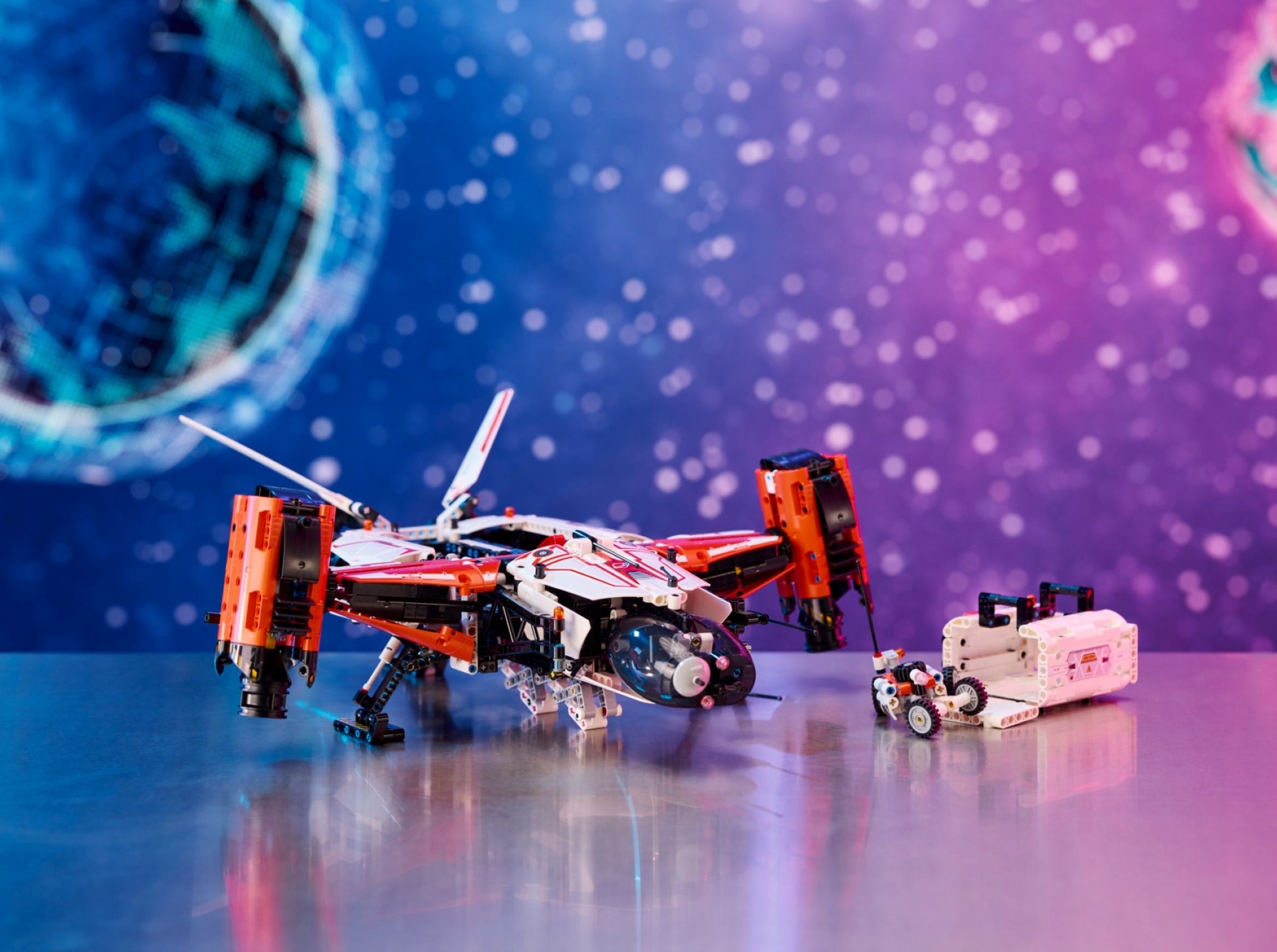 Vaisseau cargo lourd VTOL LT81 | Technic | 42181
