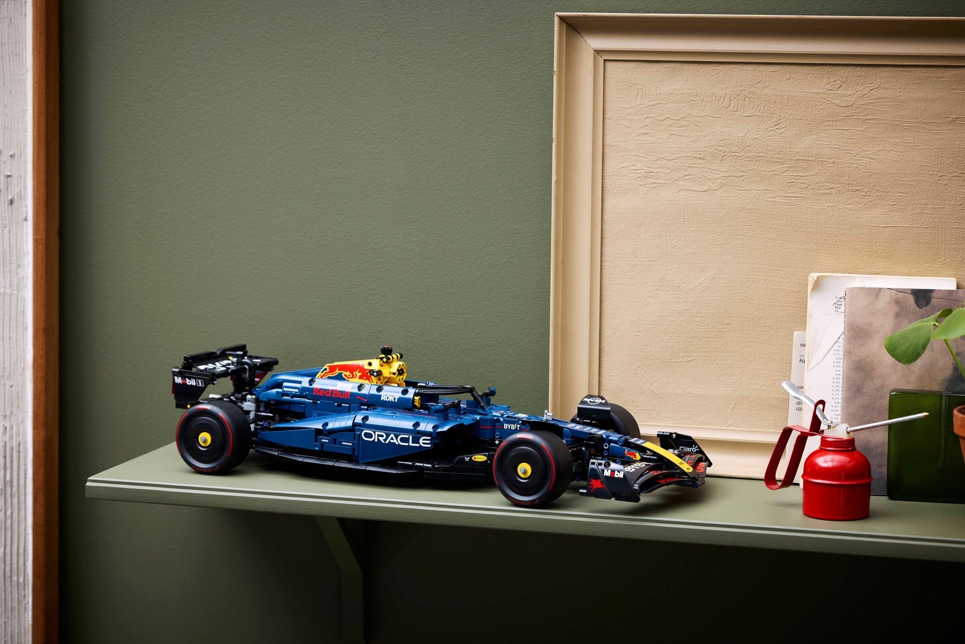 Oracle Red Bull Racing RB20 F1 Car | Technic | 42206