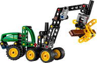 John Deere 1670H Wheeled Harvester | Technic | 42218