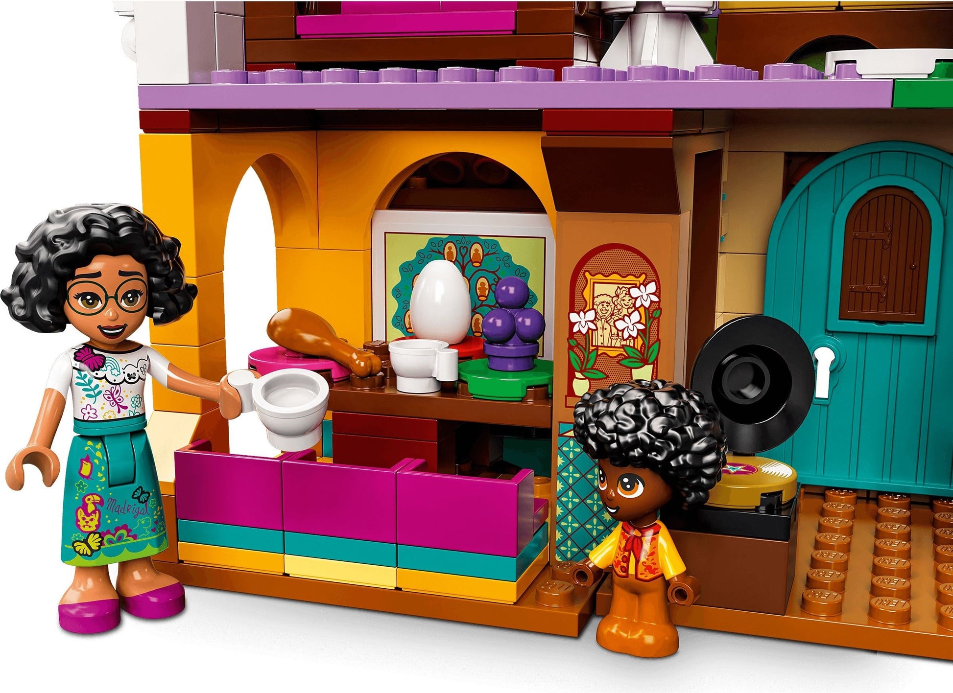 La Maison Madrigal | Disney | 43202