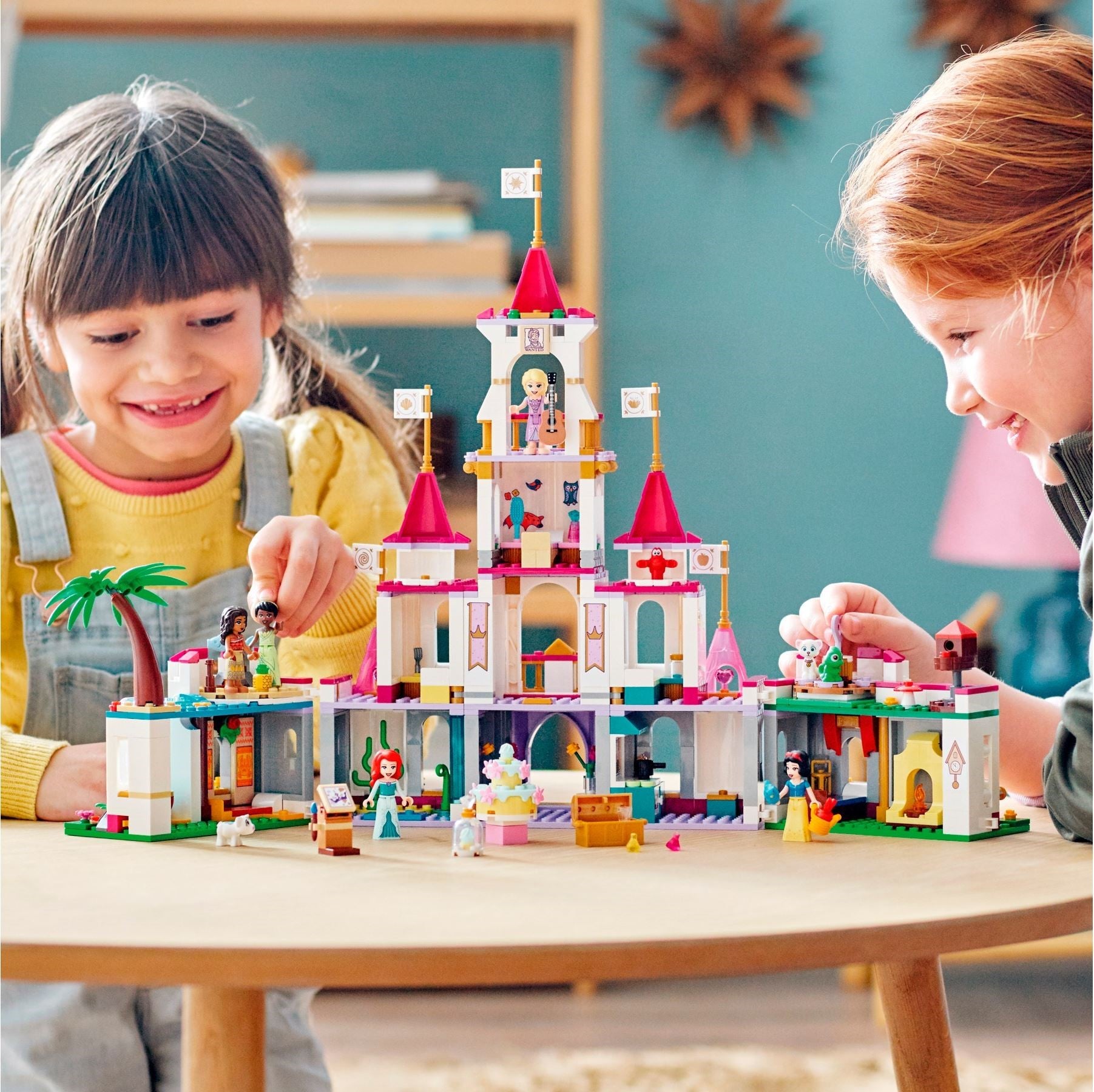 Ultimate Adventure Castle | Disney | 43205