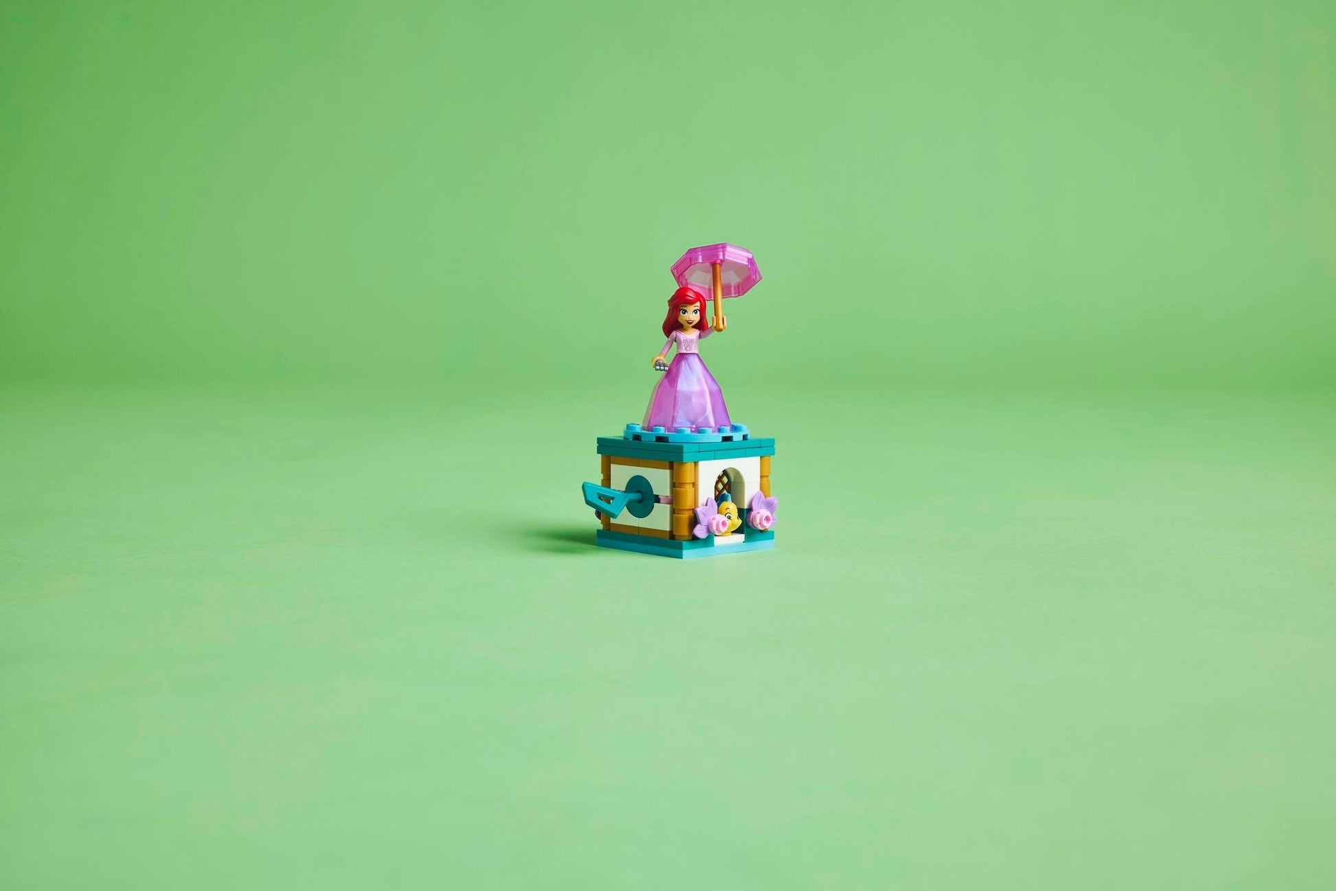 Twirling Ariel | Disney | 43259