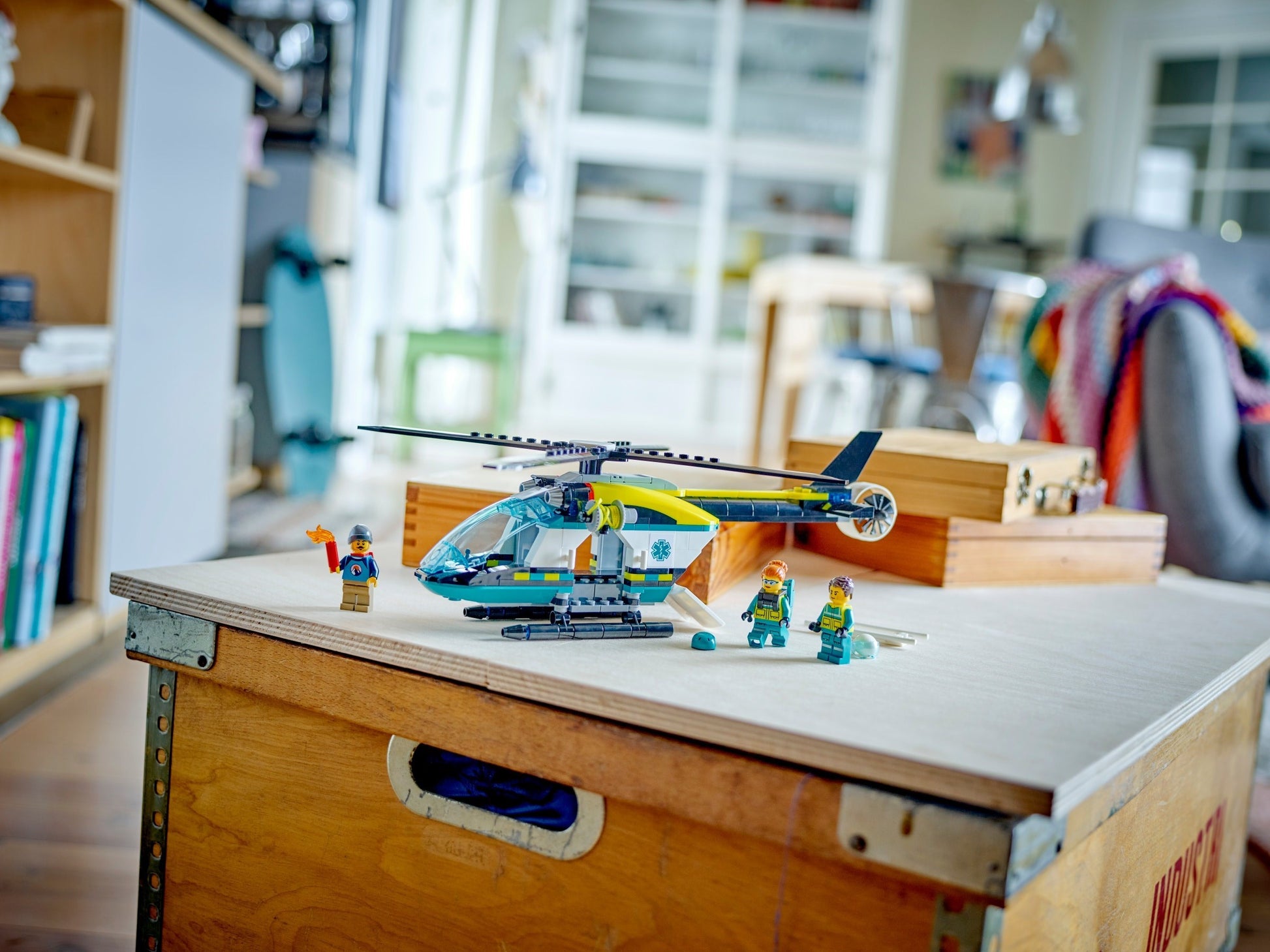 Emergency Rescue Helicopter | City | 60405
