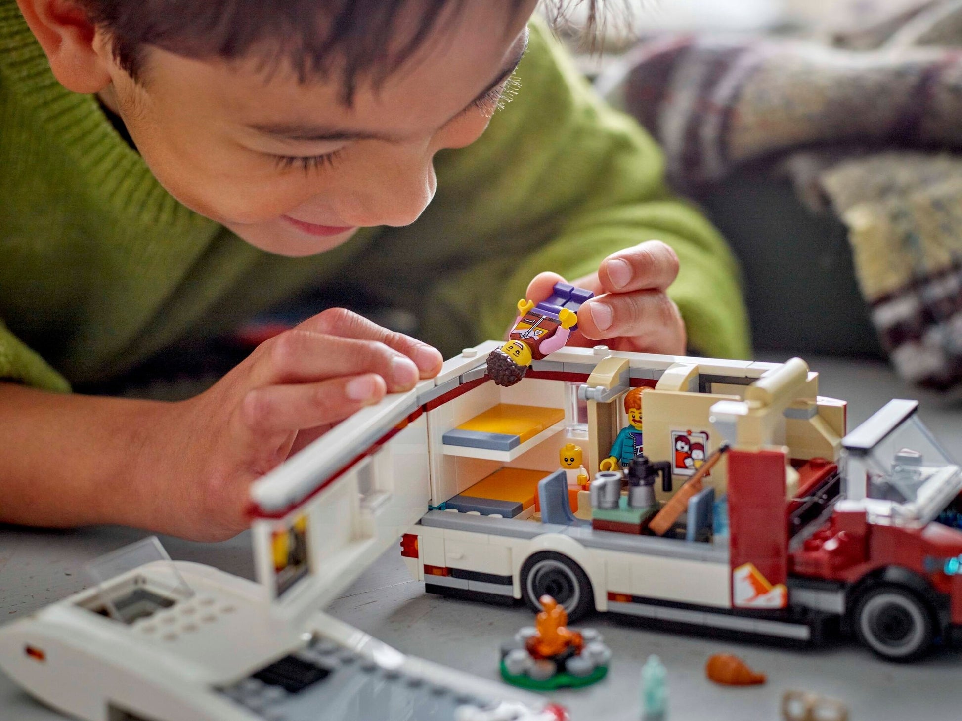 Holiday Camper Van | City | 60454
