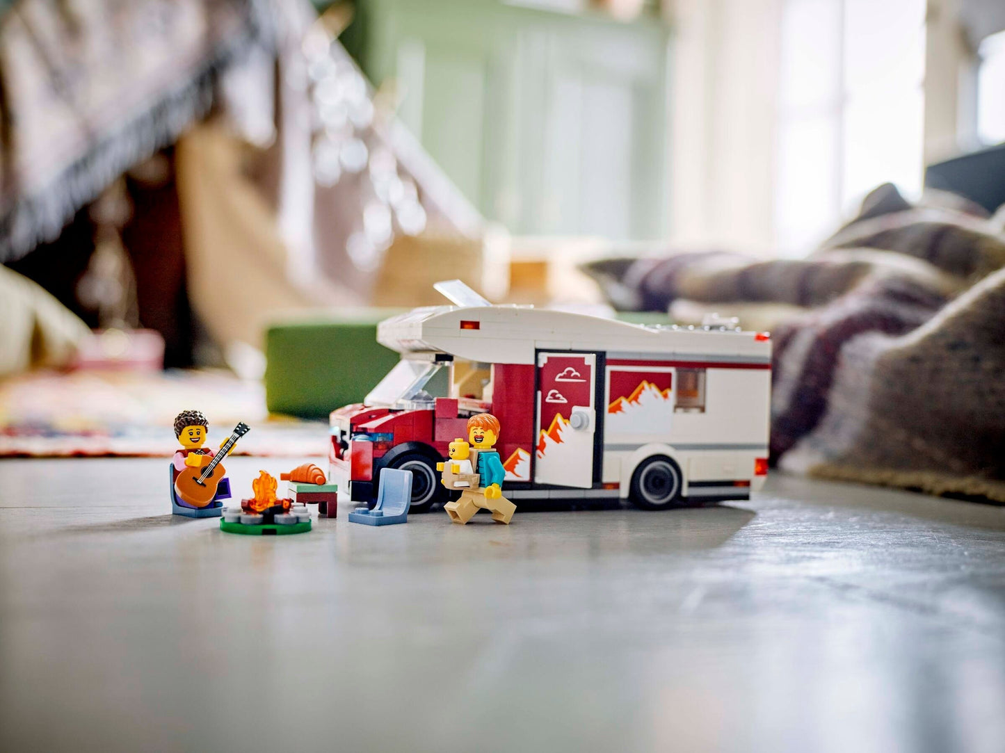 Holiday Camper Van | City | 60454