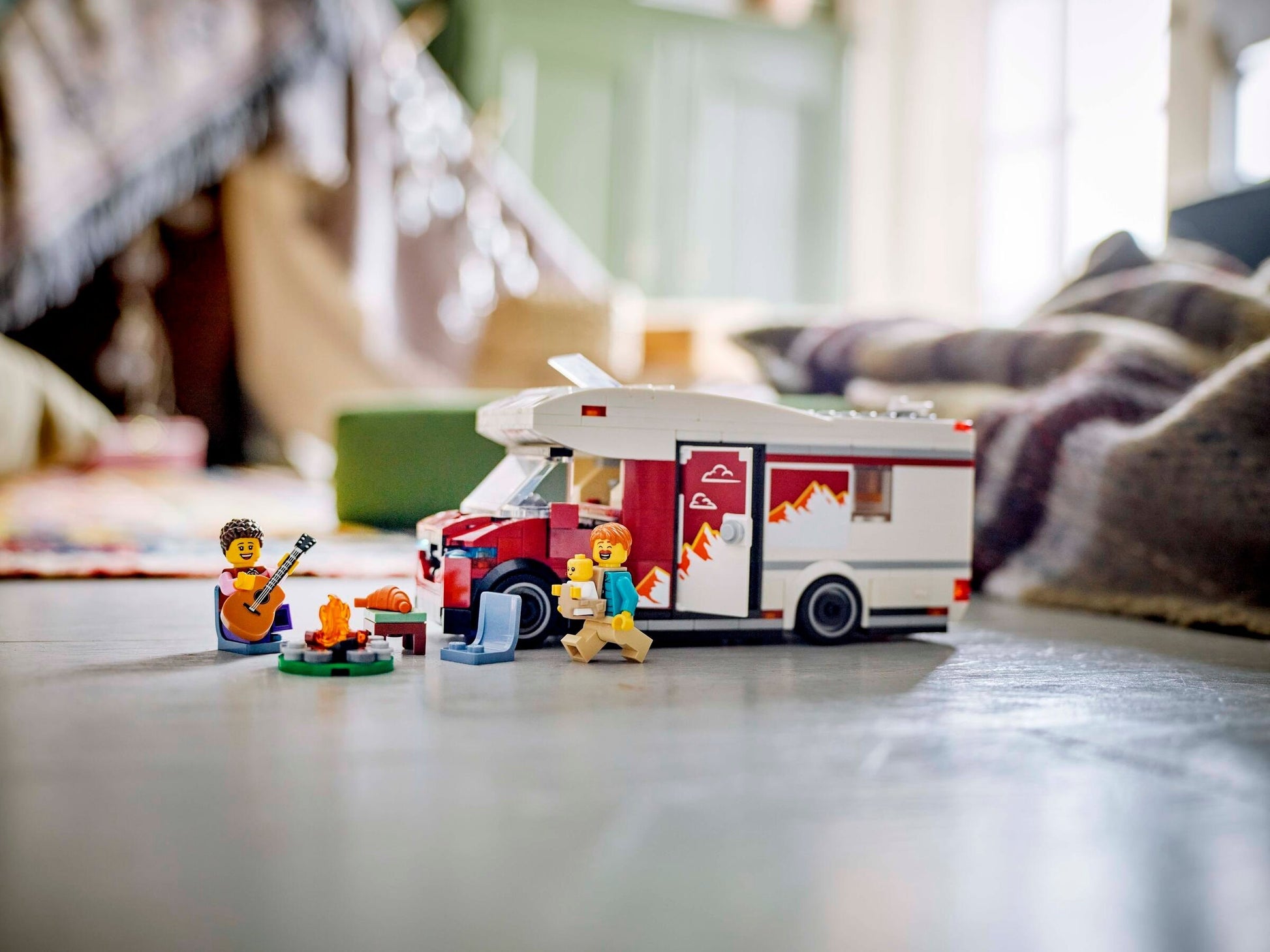 Holiday Camper Van | City | 60454