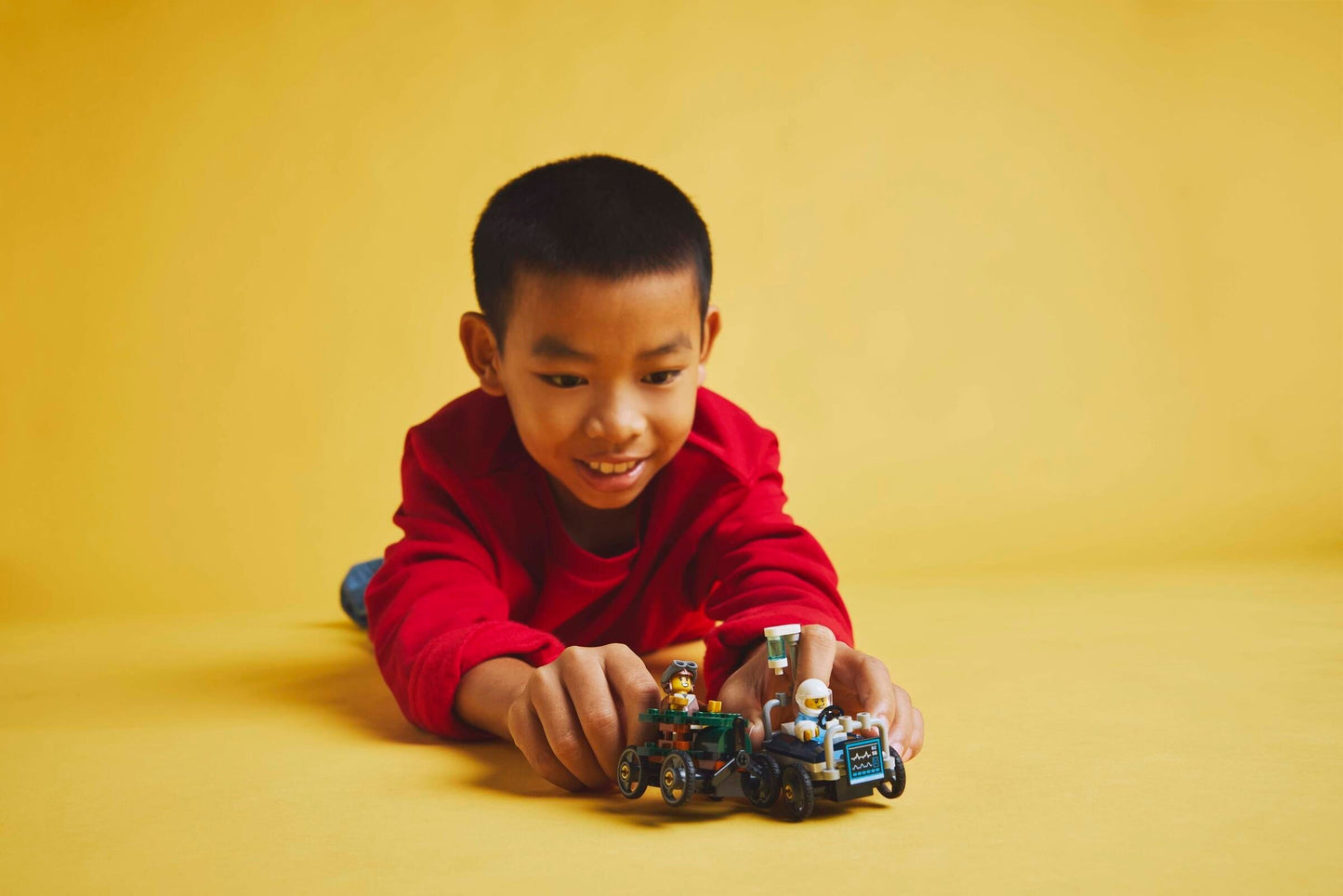 Airplane vs. Hospital Bed Race Car Pack | City | 60459
