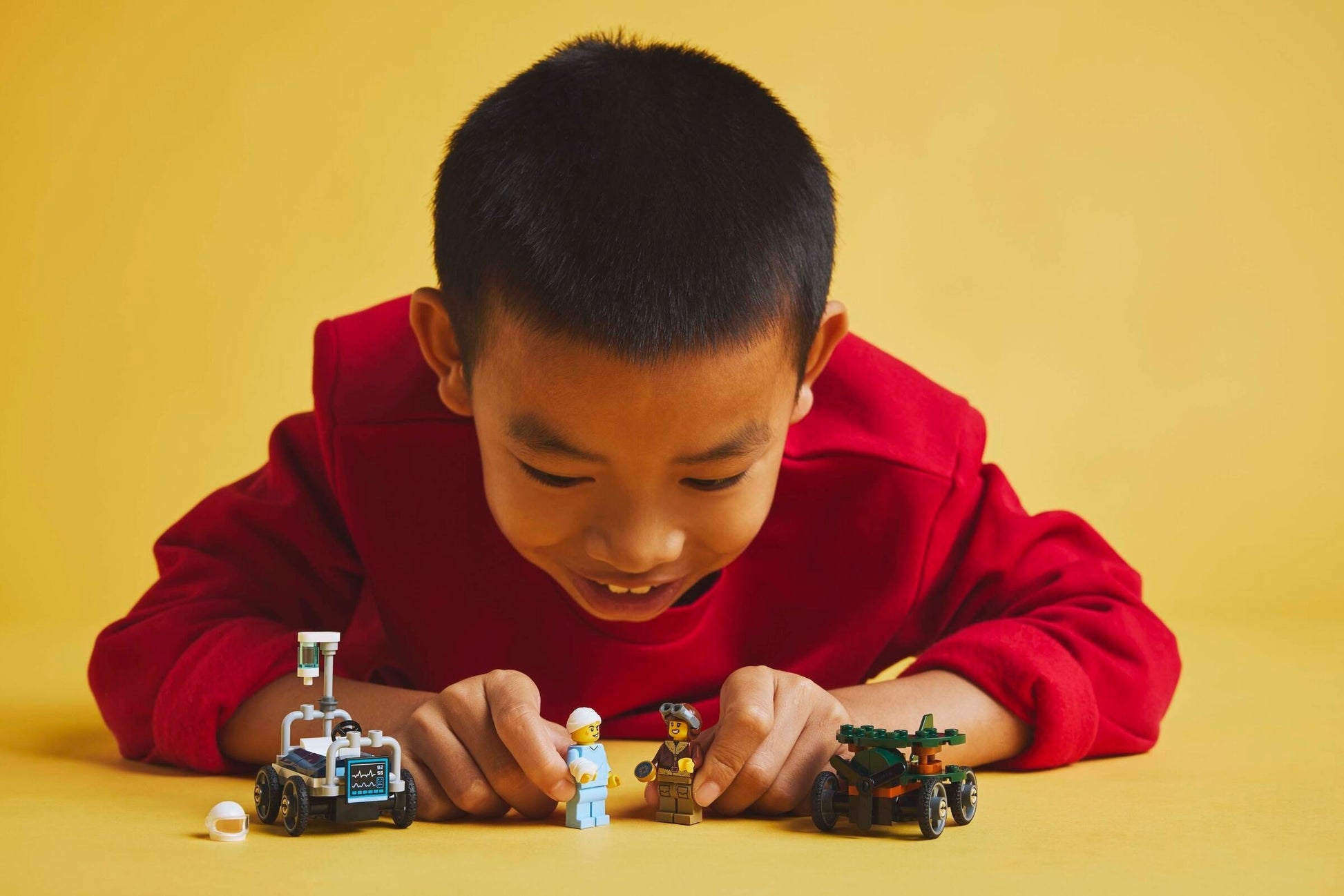 Airplane vs. Hospital Bed Race Car Pack | City | 60459