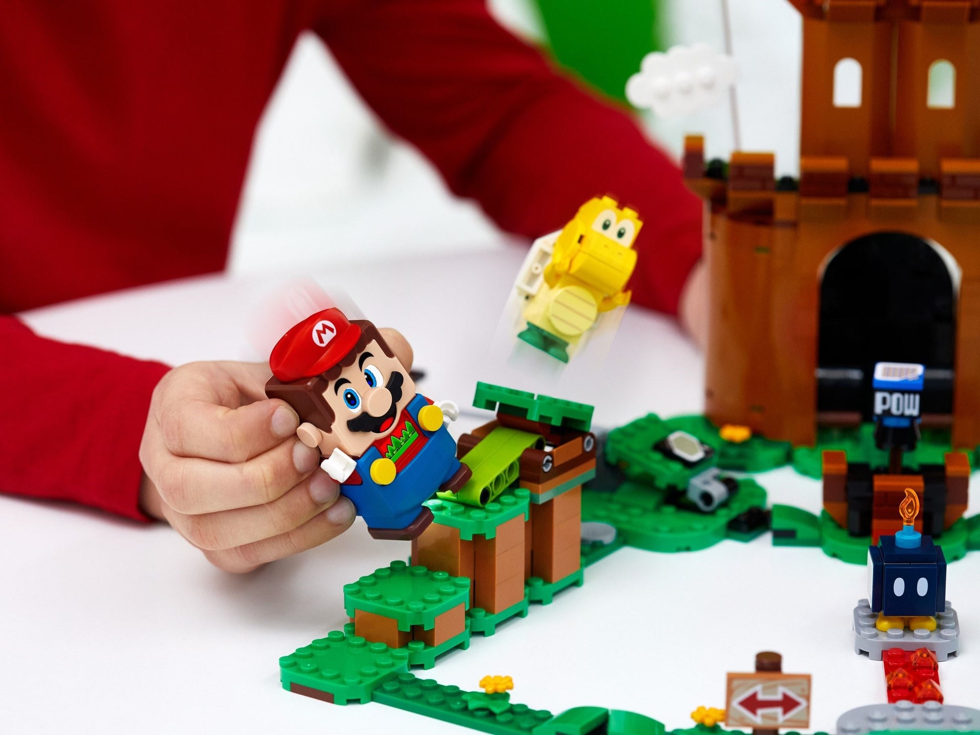Guarded Fortress | Super Mario | 71362