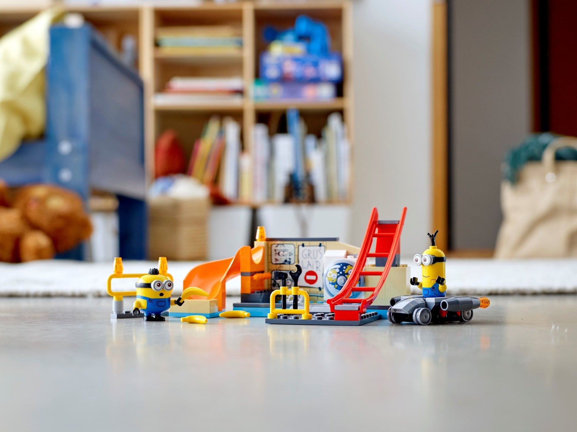 Minions in Gru's Lab | Despicable Me | 75546