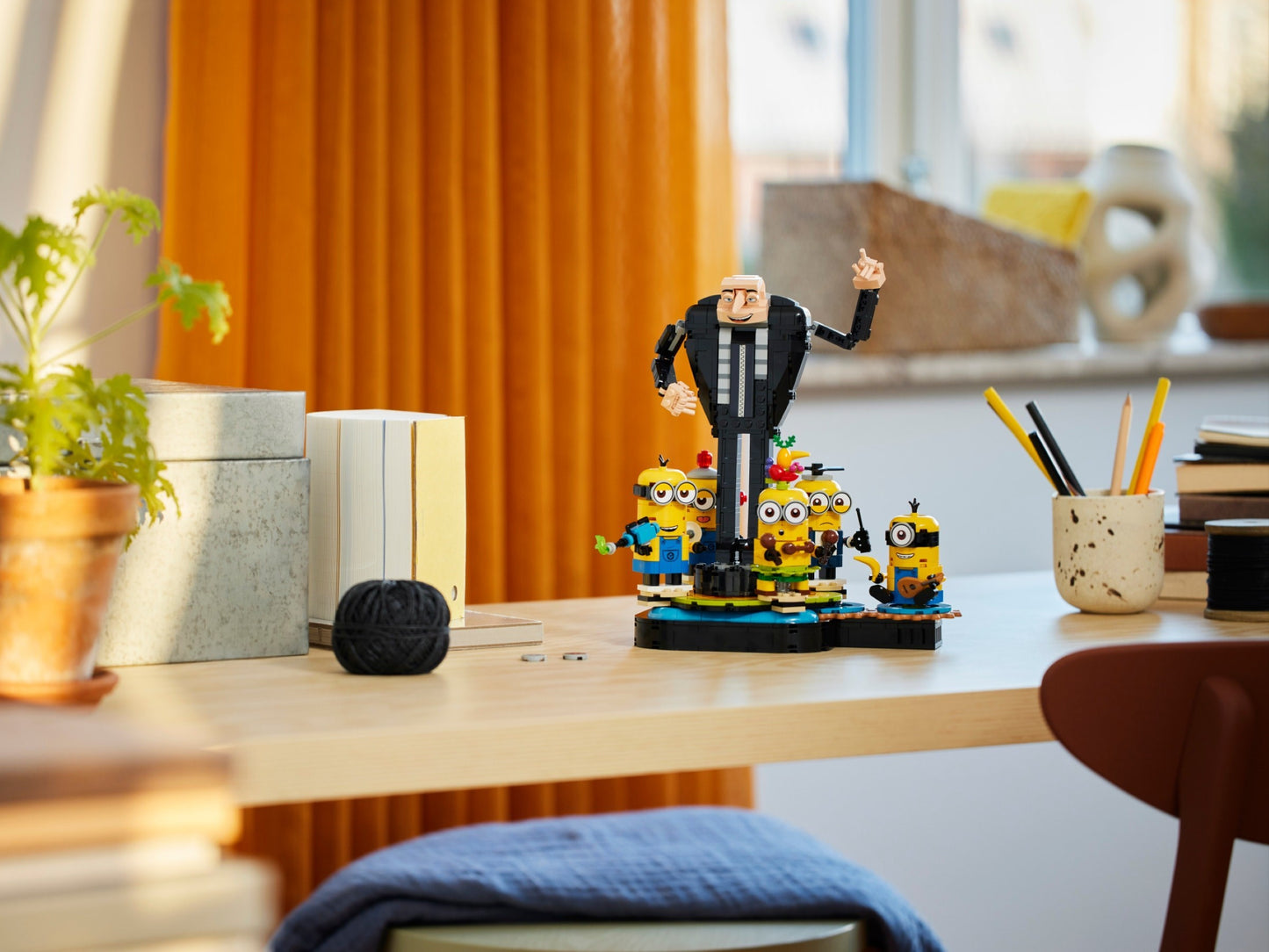 Brick-Built Gru and Minions  | Despicable Me | 75582