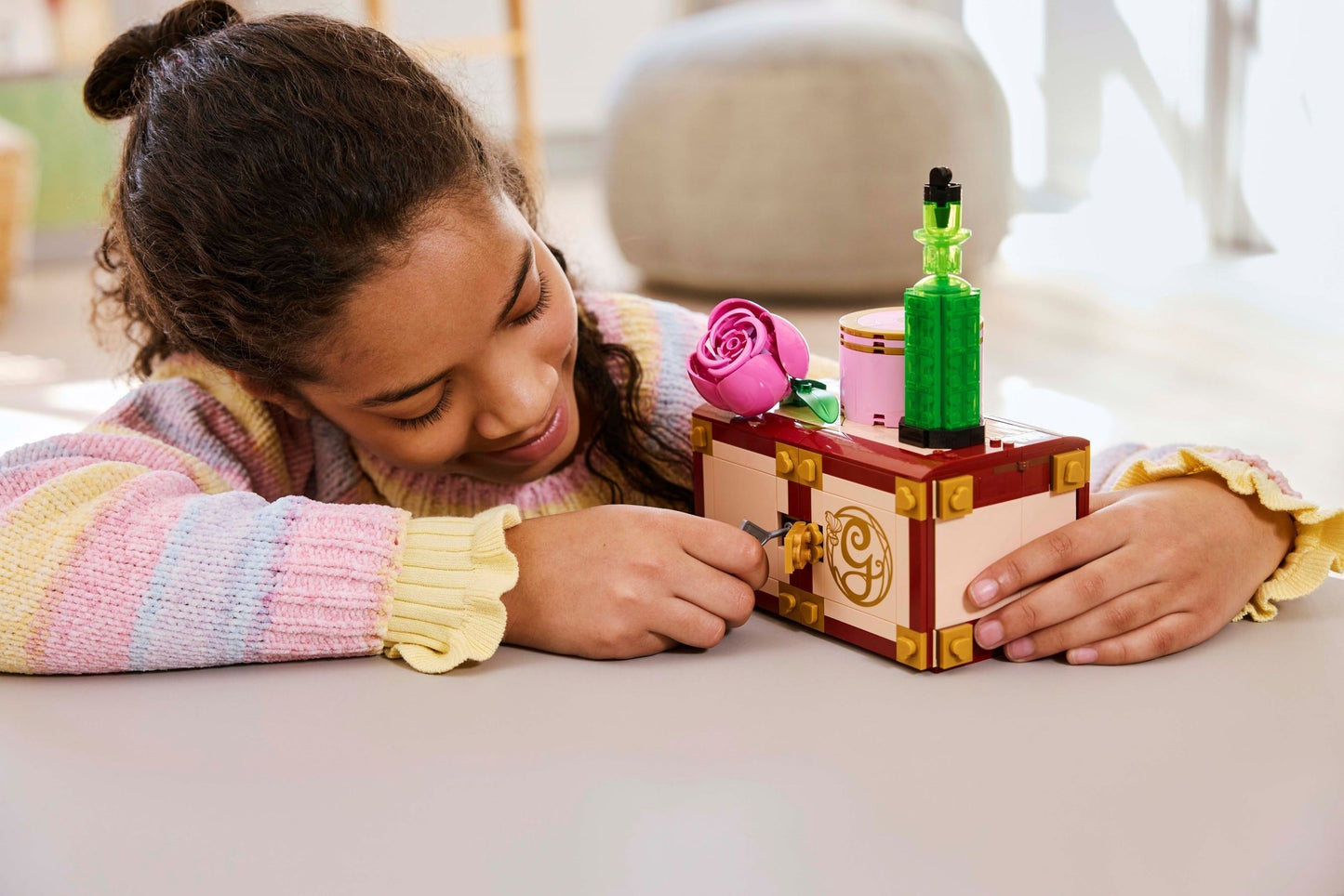 Glinda & Elphaba's Dormitory | Wicked | 75683