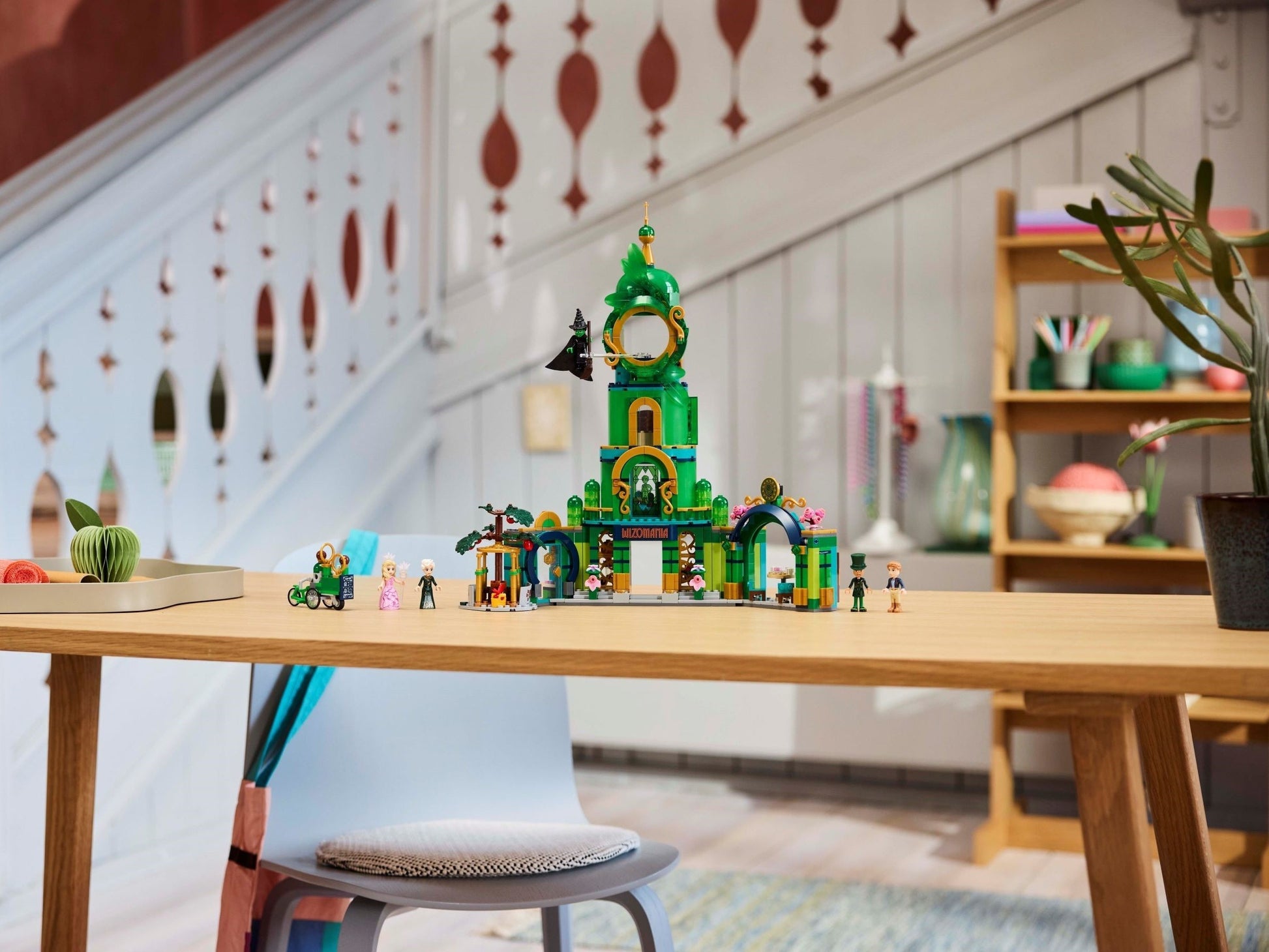 Welcome to Emerald City | Wicked | 75684