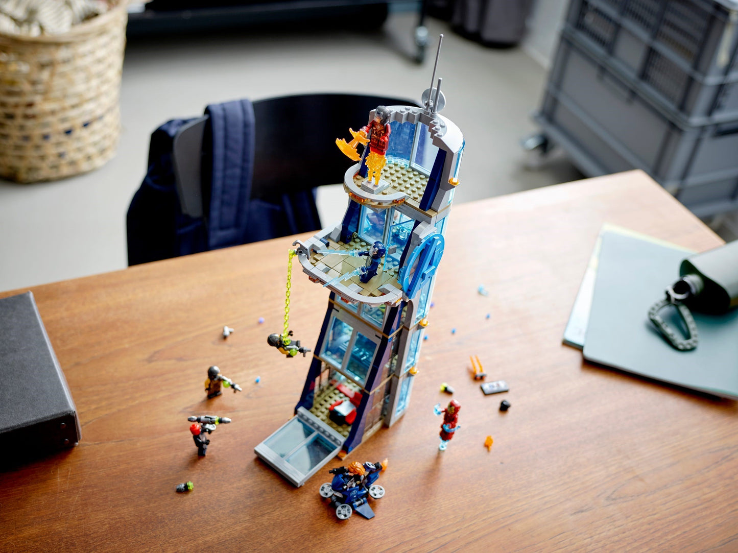 Avengers Tower Battle | Marvel Super Heroes | 76166
