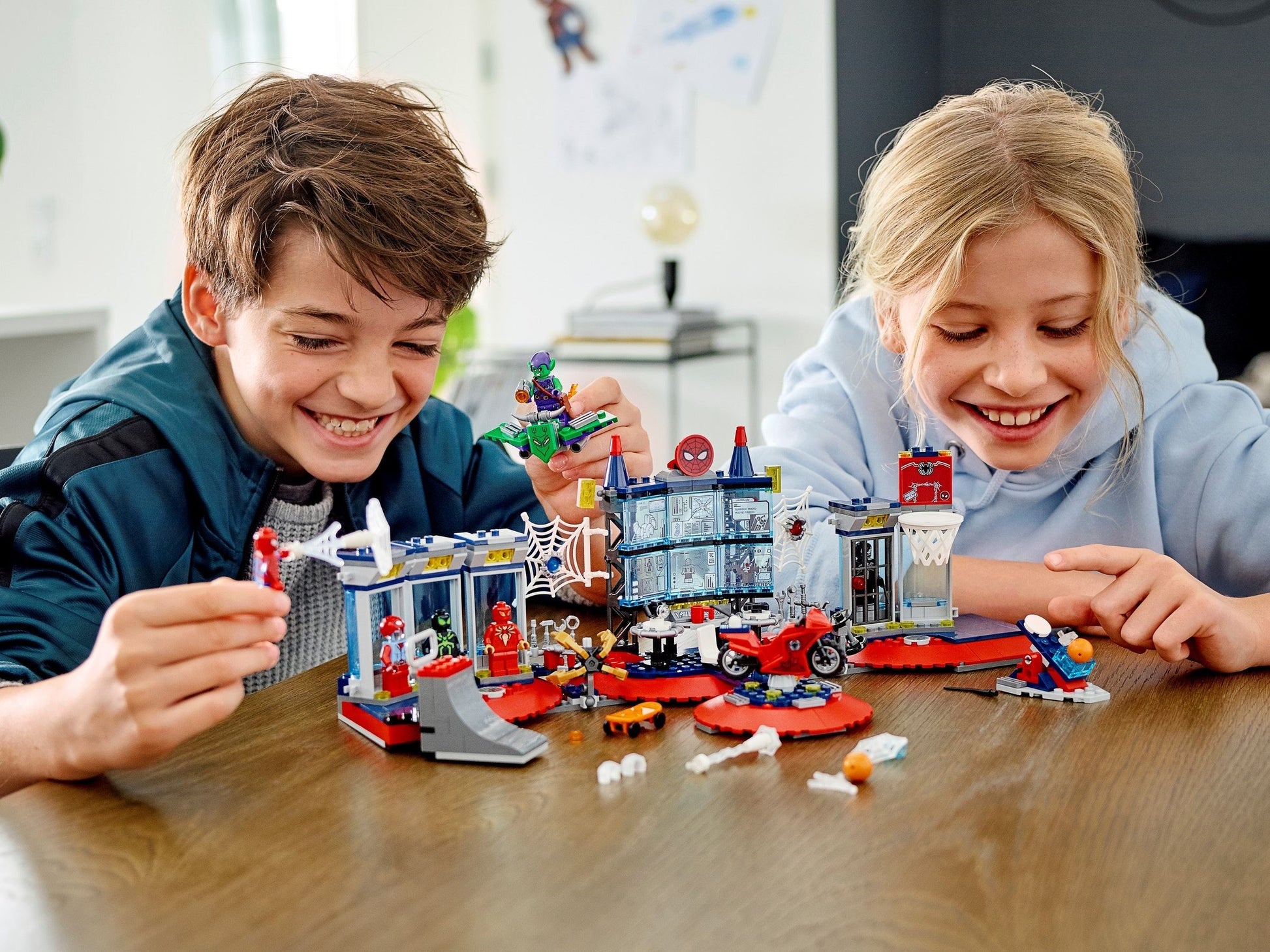 Attack on the Spider Lair | Marvel Super Heroes | 76175