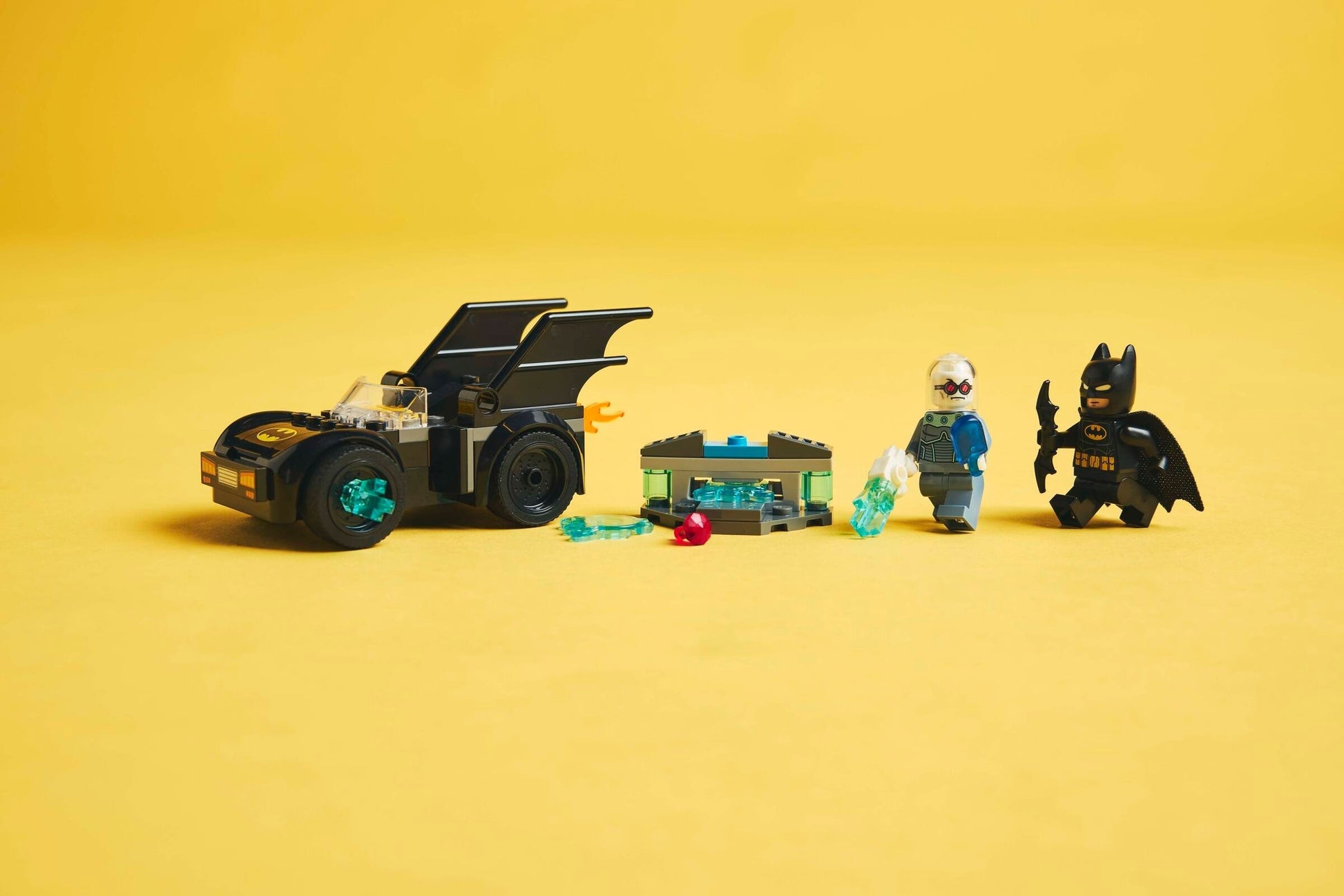 Batman & Batmobile vs. Mr. Freeze | DC Comics Super Heroes | 76301