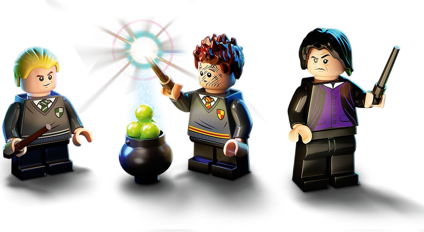 Hogwarts Moment: Potions Class | Harry Potter | 76383