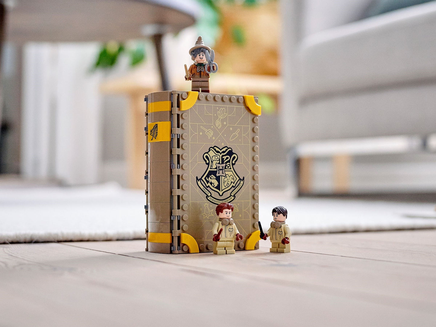 Hogwarts Moment: Herbology Class | Harry Potter | 76384