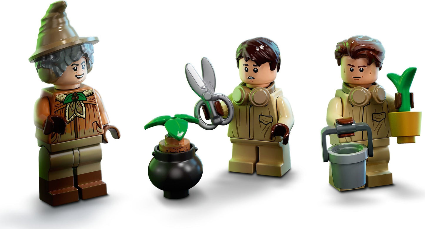 Hogwarts Moment: Herbology Class | Harry Potter | 76384