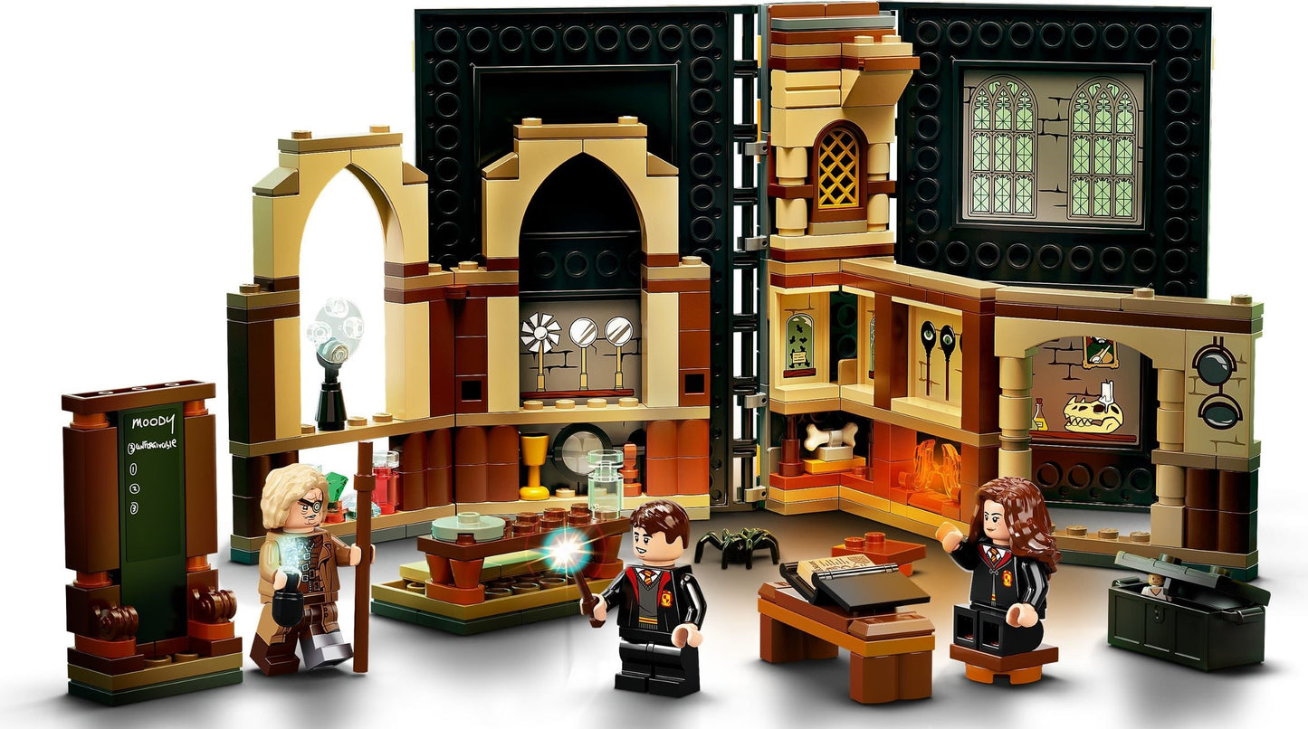 Hogwarts Moment: Defence Against the Dark Arts Class | Harry Potter | 76397