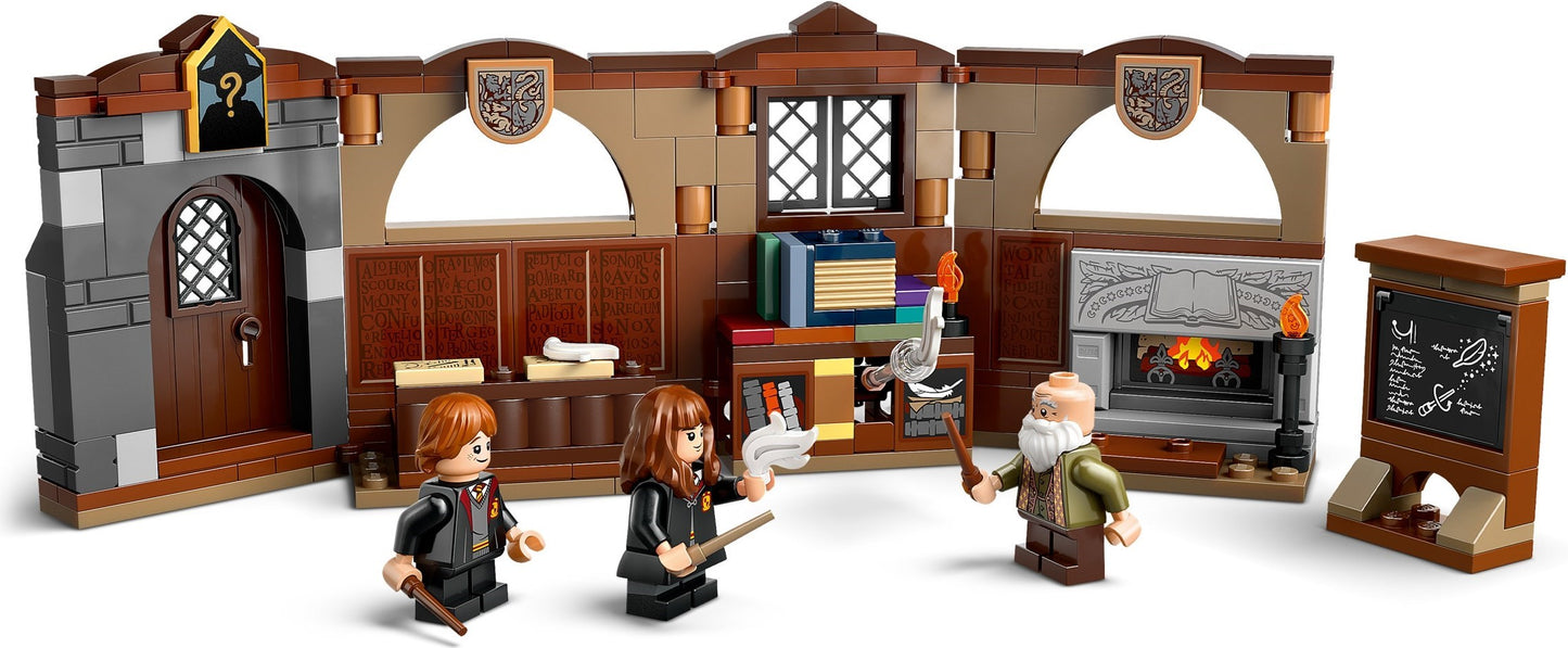 Hogwarts Castle: Charms Class | Harry Potter | 76442