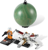 X-wing Starfighter & Yavin 4 | Star Wars | 9677
