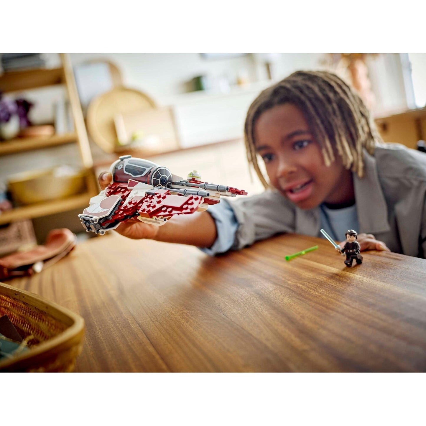 Ahsoka's Jedi Interceptor | Star Wars | 75401