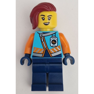 Exploratrice arctique - Femme, veste bleu azur moyenne, badge nominatif, cheveux roux foncé | cty1657