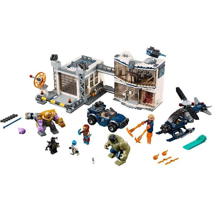 Avengers Compound Battle | Marvel Super Heroes | 76131