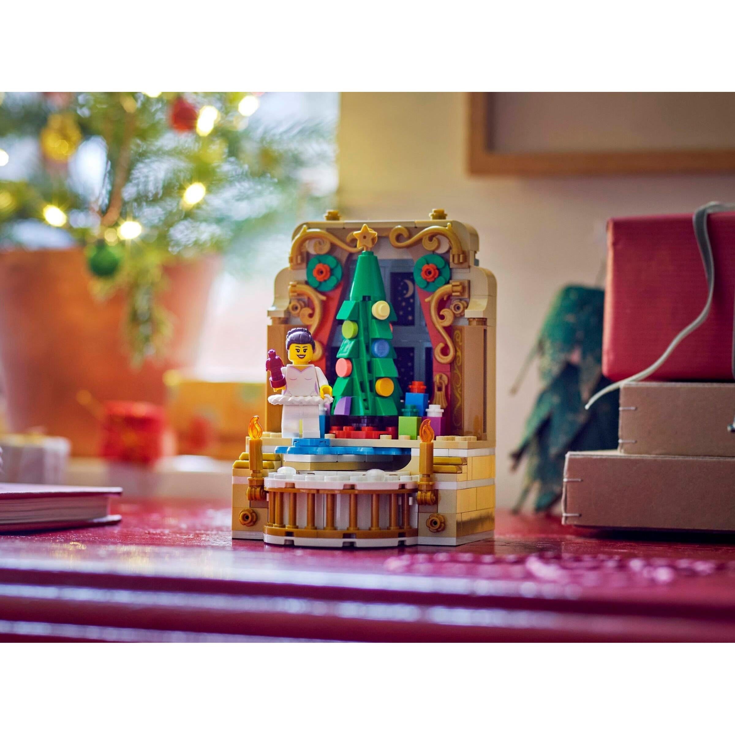 Ballerina & Nutcracker Scene | Seasonal | 40701