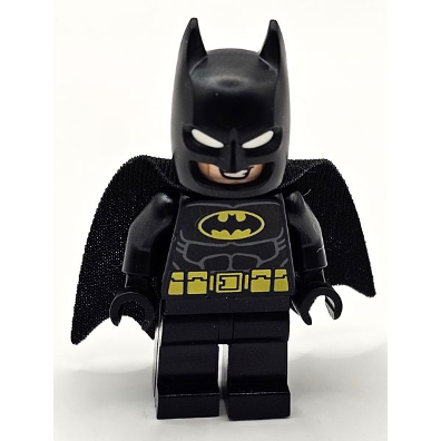 Batman - Black Suit, Yellow Belt, Cowl with White Eyes, Lopsided Grin / Open Mouth Smile with Teeth | sh0902