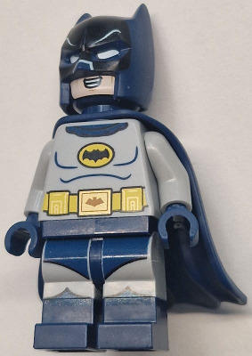 Batman - Série télévisée classique, lunettes, torse gris clair bleuté, cape en caoutchouc souple | sh0986