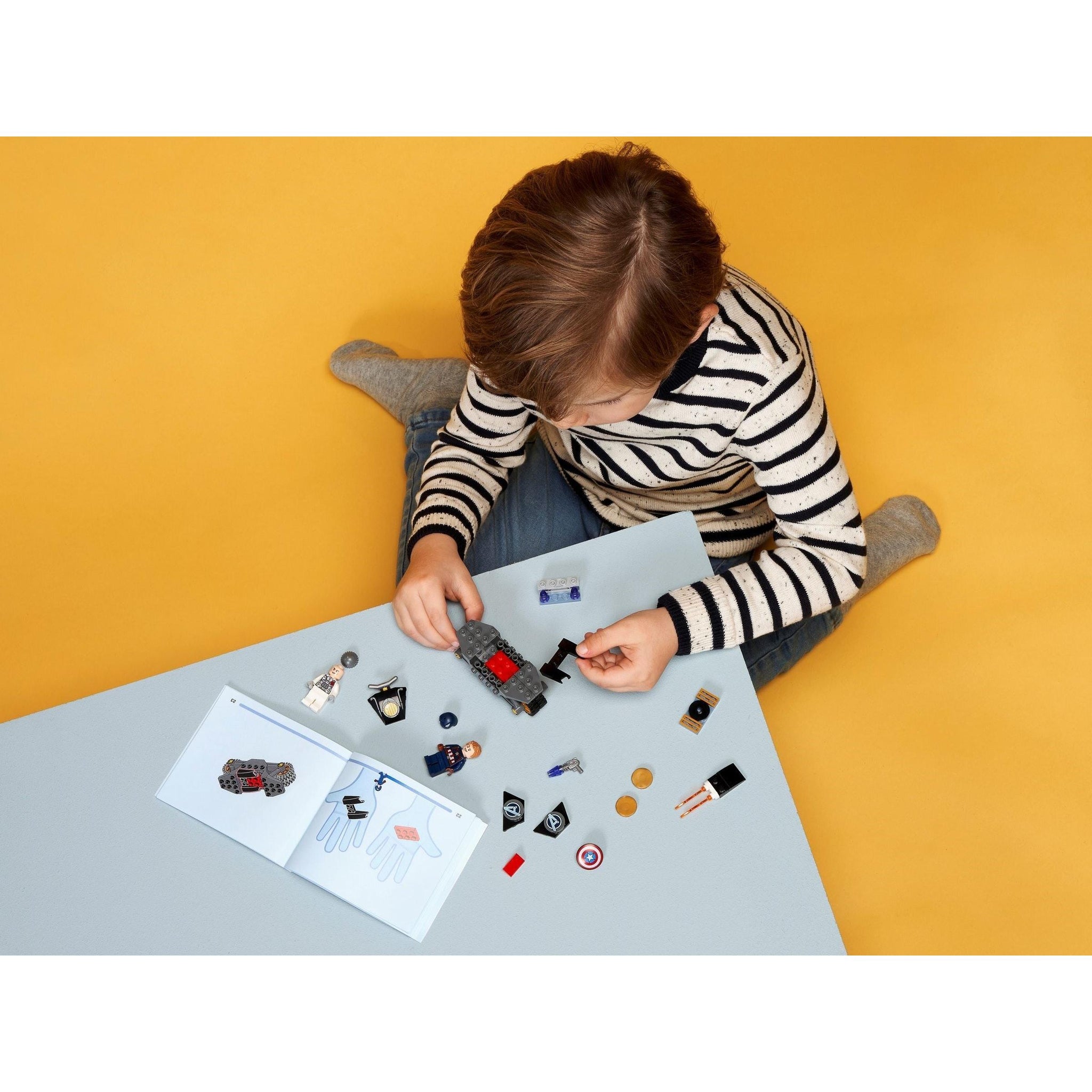 Captain America and Hydra Face-Off | Marvel Super Heroes | 76189