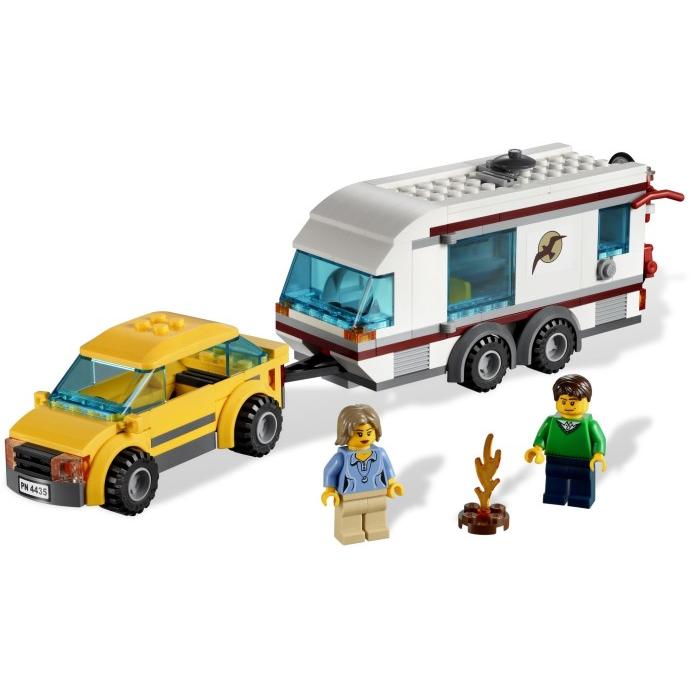 Car and Caravan | City | 4435