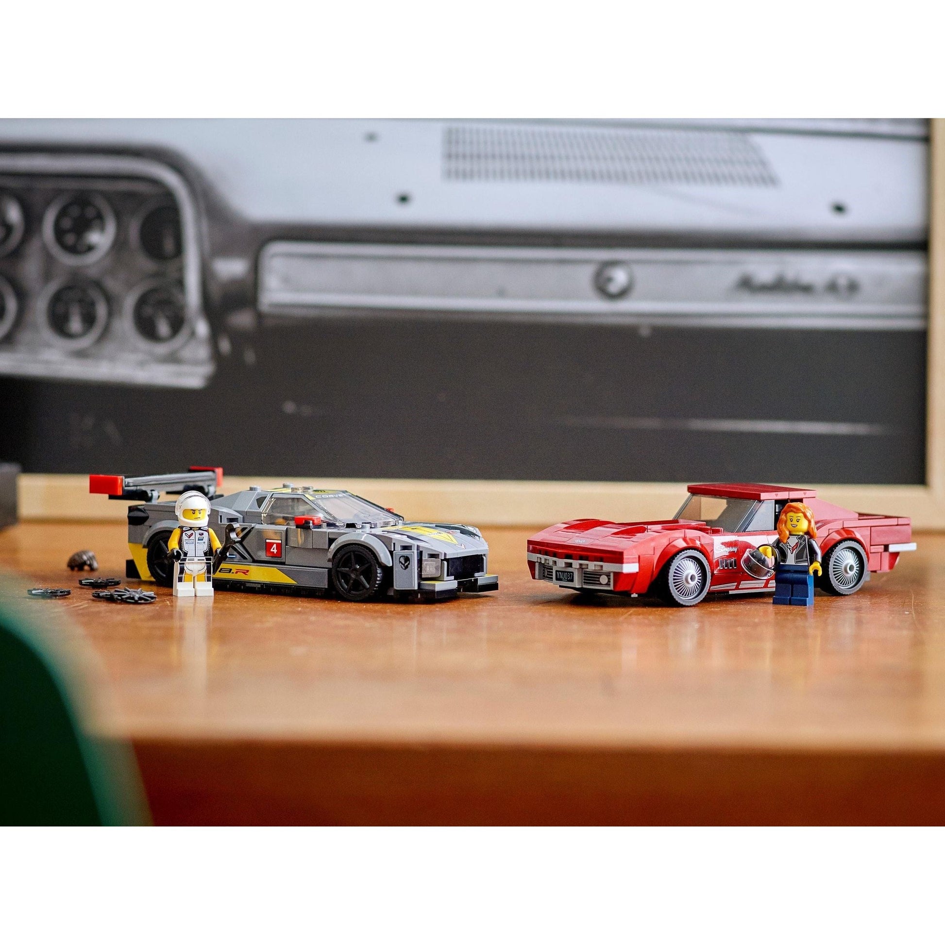 Chevrolet Corvette C8.R de course et Chevrolet Corvette 1968 | Speed ​​Champions | 76903