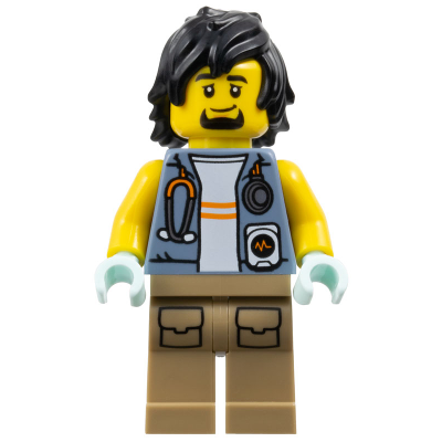 City Jungle Explorer - Sand Blue Jacket, Stethoscope, Dark Tan Legs, Black Hair | cty1776