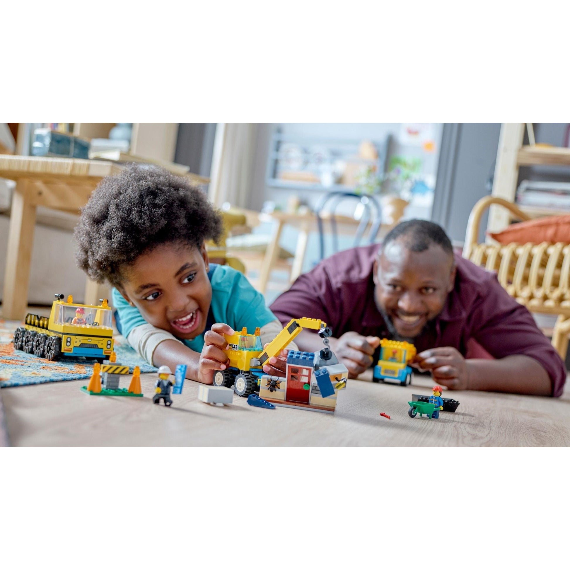 Construction Trucks and Wrecking Ball Crane | City | 60391